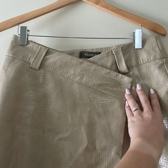 JORDAN SKIRT by 4SI3NNA - Women's sleek mini skirt - size Medium - Picture 10 of 16